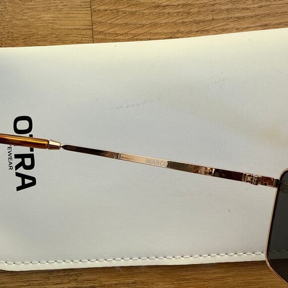 Otra Eyewear - Margo Square Frame Sunglasses in Gold & Brown